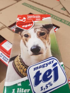 20230121_133823 Kopie Magyar Agár auf der Milchpackung